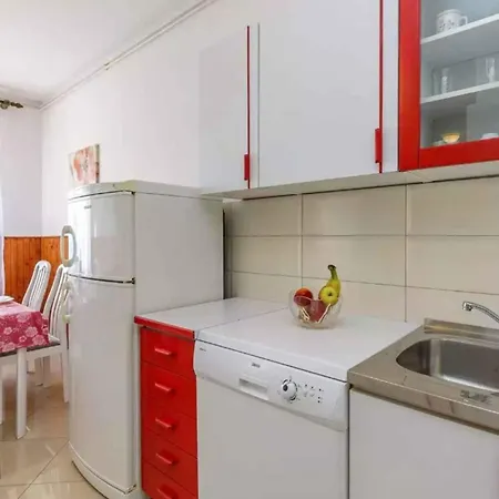 Apartment Keres 3 * Pula