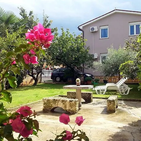 Apartment Keres 3