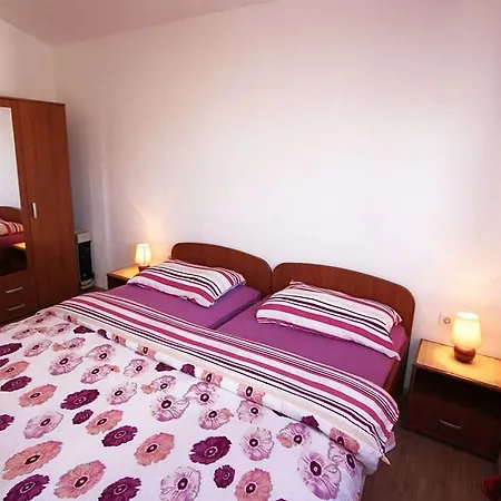 Apartment Keres 3 Pula