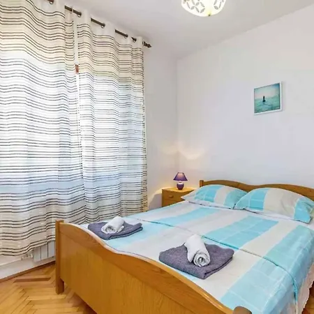 8 Apartman